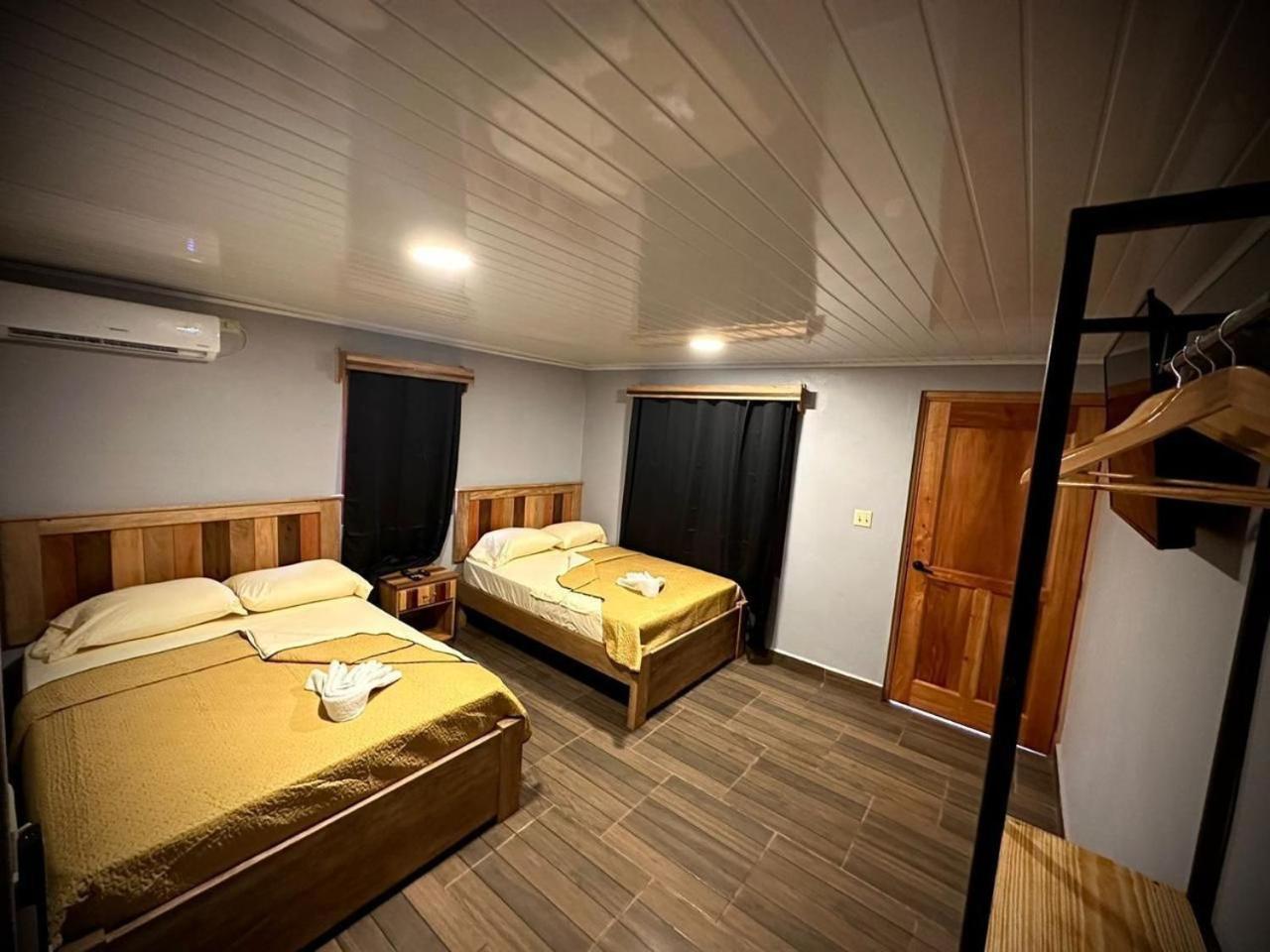 Blasina Beer Hostel Boquete Eksteriør billede