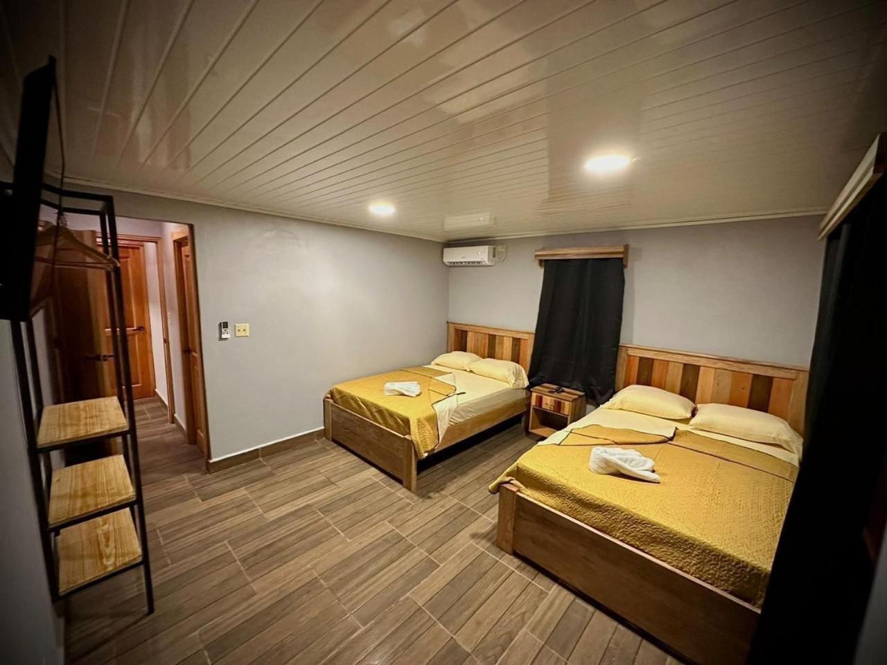 Blasina Beer Hostel Boquete Eksteriør billede
